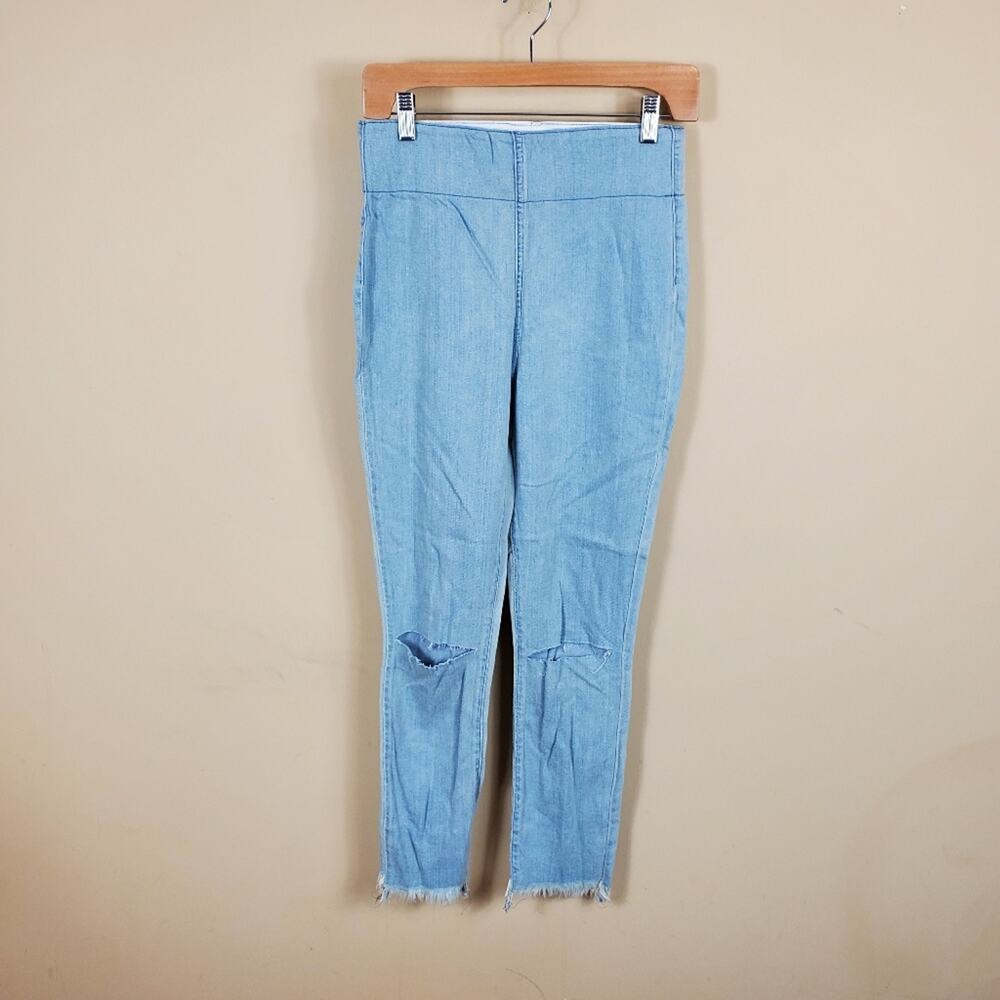 Show Me Your Mumu Light Wash Soho Skinnies with Distressing Size M